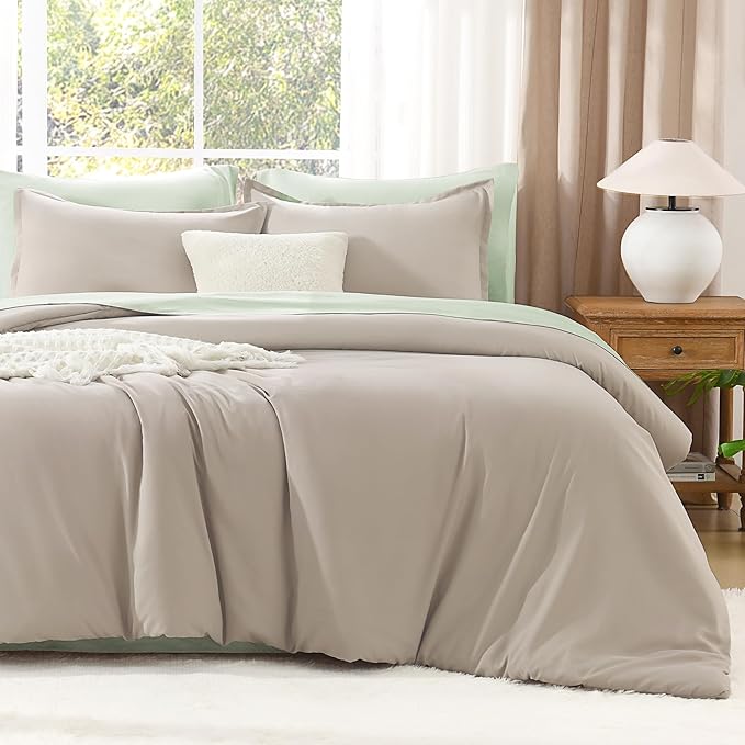 Litanika Comforters Oatmeal Oversized Queen Size, 3 Pieces Lightweight Solid Bedding Comforter Set, All Season Fluffy Bed Set (98x98In Comforter & 2 Pillowcases)