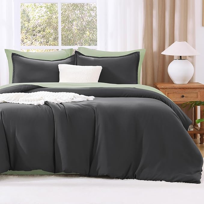 Litanika Comforter Set Dark Grey Oversized King Size, 3 Pieces Lightweight Solid Bedding Comforter Set, All Season Fluffy Bed Set (120x98In Comforter & 2 Pillowcases)