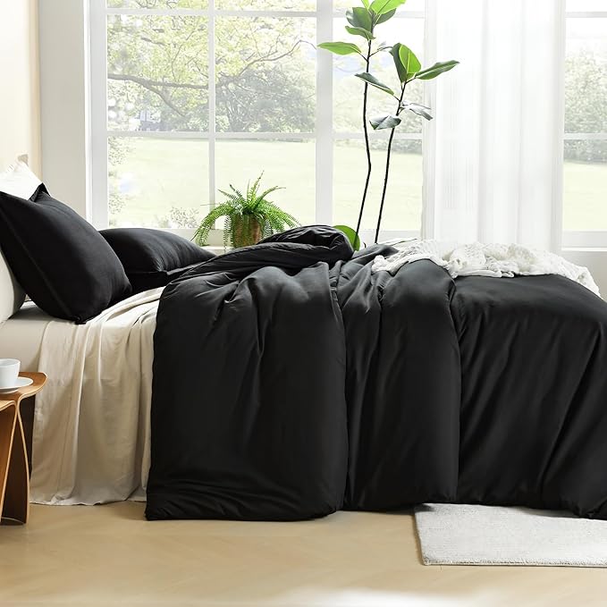 Litanika Oversized King Comforters Black Super King Plus Size, 3 Pieces Lightweight Solid Bedding Comforter Set, All Season Fluffy Bed Set (128x120In Comforter & 2 Pillowcases)