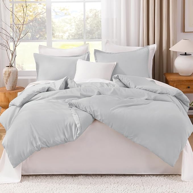 Litanika Light Grey Comforter King Size, 3 Pieces Lightweight Solid Bedding Comforter Set, All Season Fluffy Bed Set (104x90In Comforter & 2 Pillowcases)