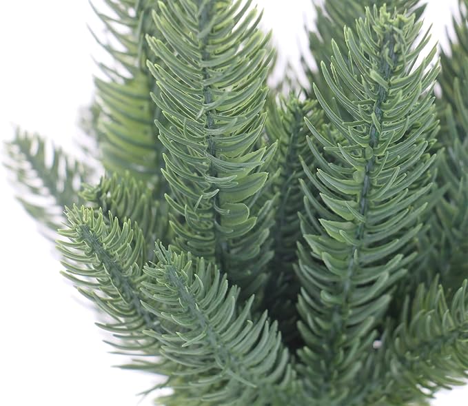 Hananona 100 Pcs Artificial Pine Branches Green Plants Pine Needles DIY Accessories for Garland Wreath Christmas and Home Garden Decor (100, Green)