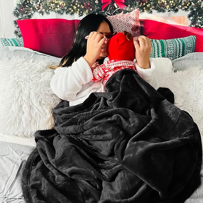 Bedsure GentleSoft Fleece Throw Blanket for Couch Black - Lightweight Plush Fuzzy Cozy Soft Halloween Blankets and Throws for Sofa, 50x60 inches
