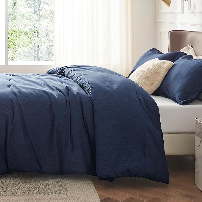 Bedsure Oversized Queen Comforter Set - Navy Soft Bedding for All Seasons, Cationic Dyed Bed Set, 3 Pieces, 1 Oversized Queen Size Comforter (98"x98") and 2 Pillow Shams (20"x26"+2")