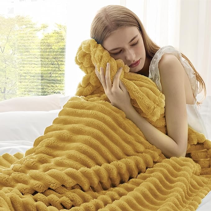 Bedsure GentleSoft Honey Throw Blanket for Couch - Super Soft Cozy Blankets for Women, Cute Small Blanket for Girls, 50x70 Inches