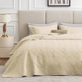 Love's cabin King Size Quilt Bedding Set Camel Bedspreads - Bed Summer Lightweight Bedspread Comforter - Wave Pattern Bedding Coverlet for All Season - 3 Pieces (1 Quilt, 2 Pillow Shams)
