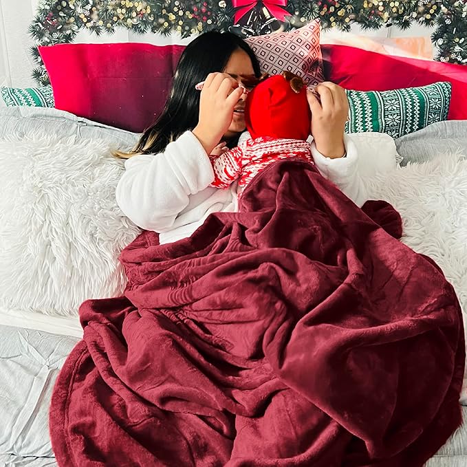 Bedsure GentleSoft Fleece Blankets King Size Burgundy - Bed Blanket Soft Lightweight Plush Cozy Fuzzy Luxury Microfiber, 108x90 inches