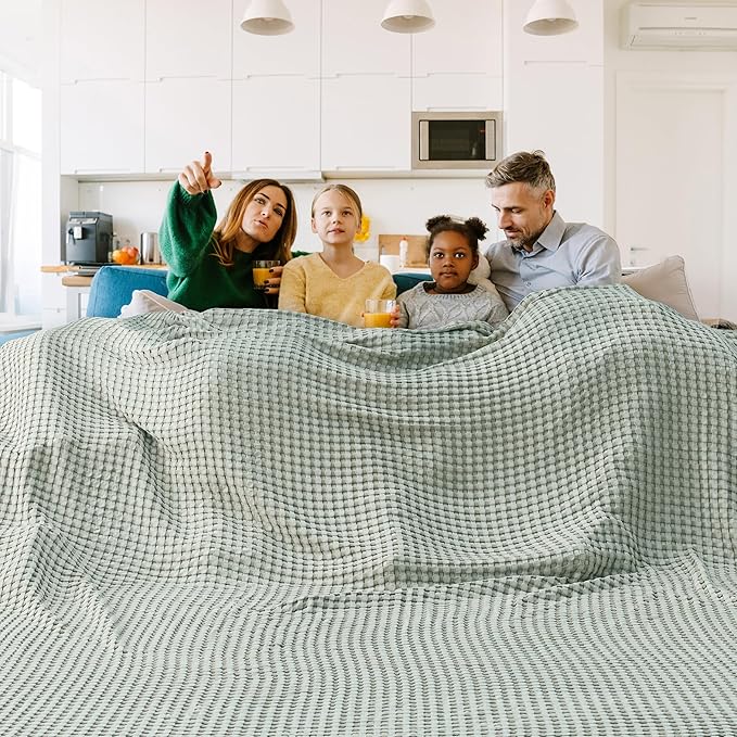 Bedsure Cooling Cotton Waffle Oversized King Blanket - Lightweight Breathable Blankets Rayon Derived from Bamboo for Hot Sleepers, Luxury Throws for Bed and Sofa, Mint Green, 120x96 Inches
